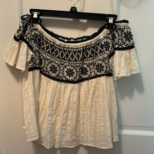 AE off the shoulder top, size XS